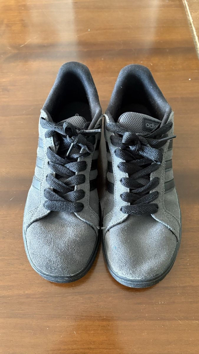 Adidas Herrenschuhe: Adidas Gr. 39 – Gebraucht aus Safnern von Frakru