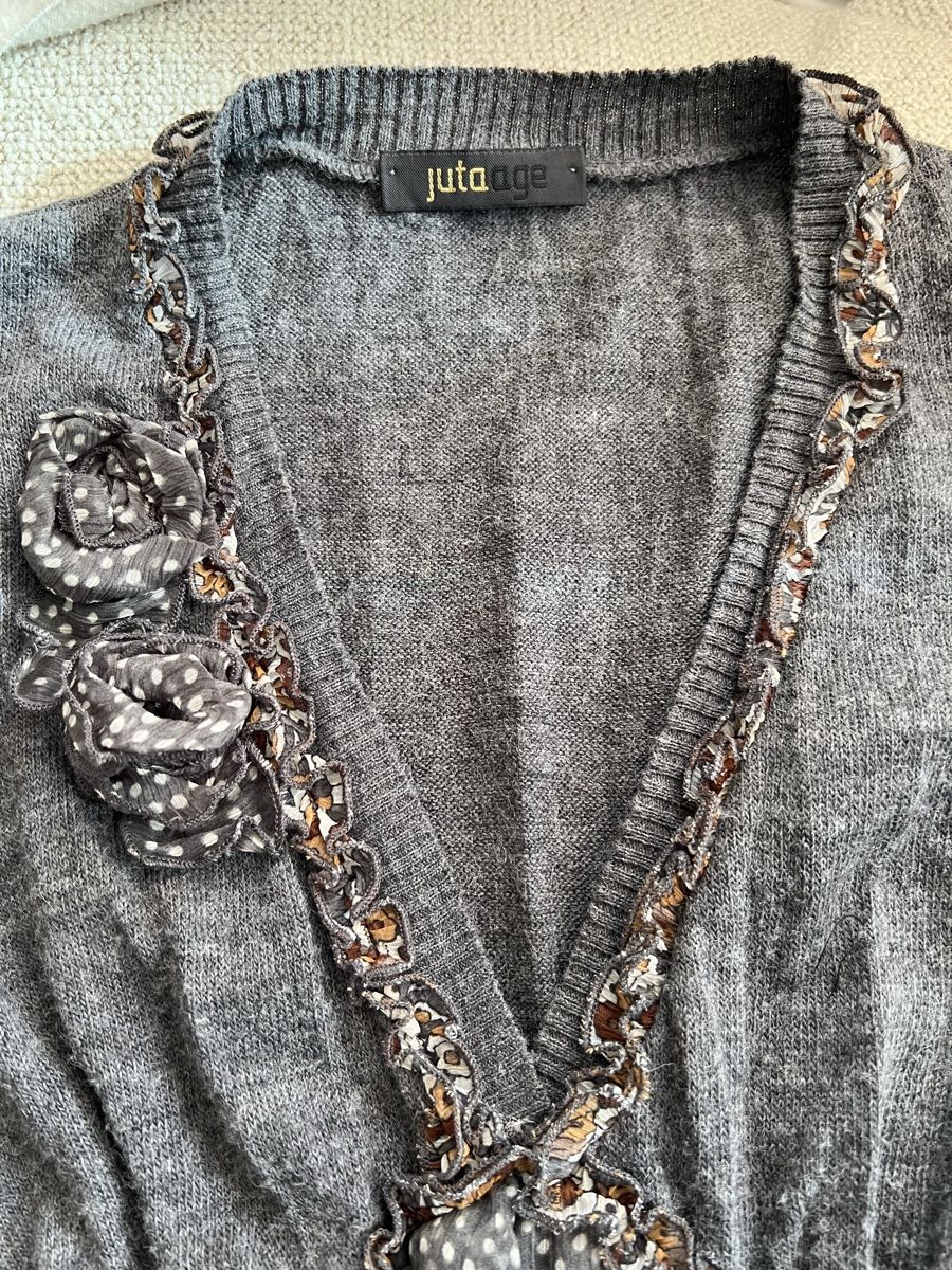 Top: Vintage Y2K top size S – Usato da Zürich venduto da dor_9l9g 1
