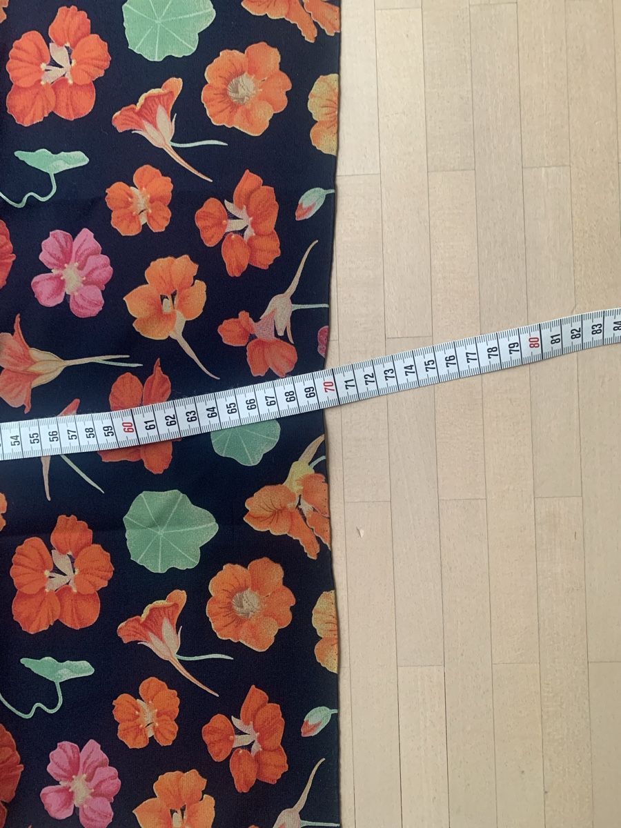 Fabric Frontline Foulards, Tücher & Schals: Fabric Frontline Kapuziner – Gebraucht aus Zürich von louise66 1
