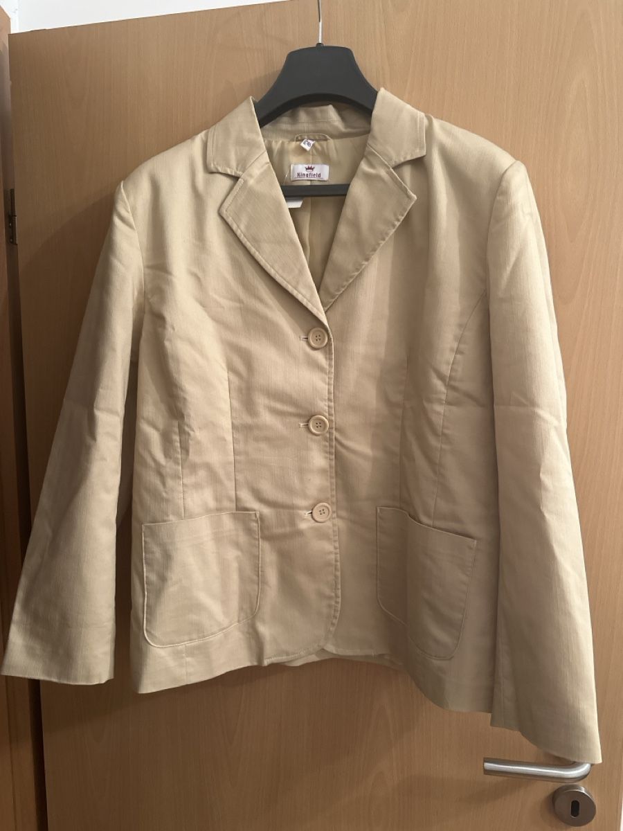 Jacken: Damen Blazer beige Neu, Grösse 46 – Gebraucht aus Zug von Hehe