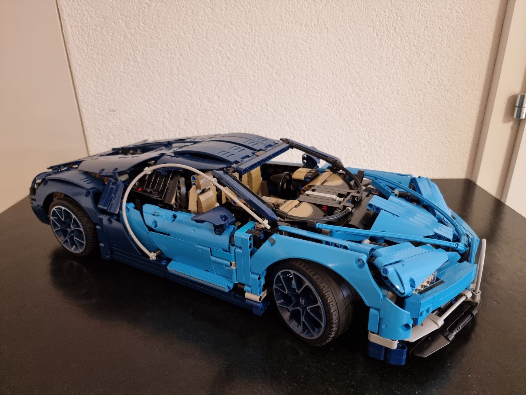 Lego Kit di costruzioni: Lego Technic 42083 Bugatti Chiron - état impeccable, complet – Nuovo (secondo la descrizione) da Charmey (Gruyère) venduto da winner-winner 2