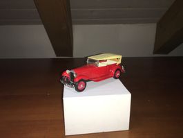 Lancia Dilambda 1/43 rares Modell
