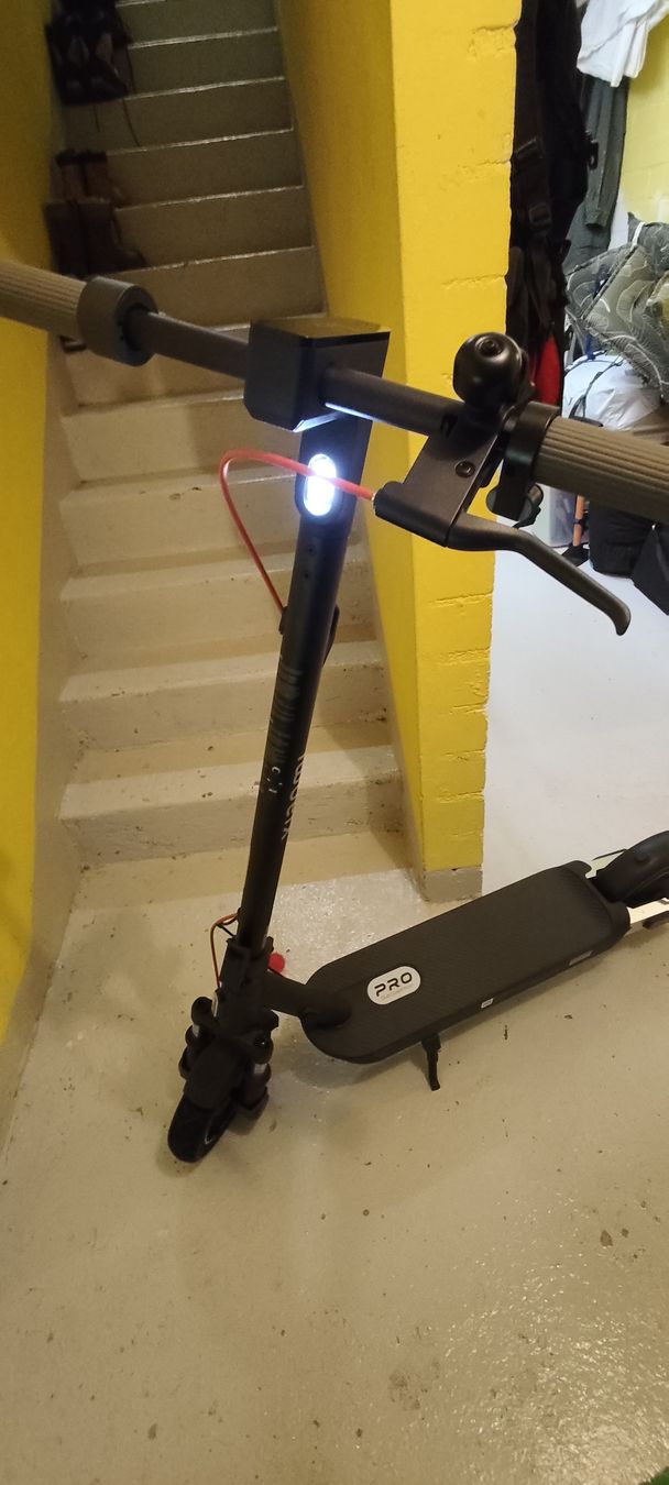 Scooter: Xiaomi E-Scooter 5 Pro – Nuovo (secondo la descrizione) da Mühleberg venduto da Riverinyoureyes 2