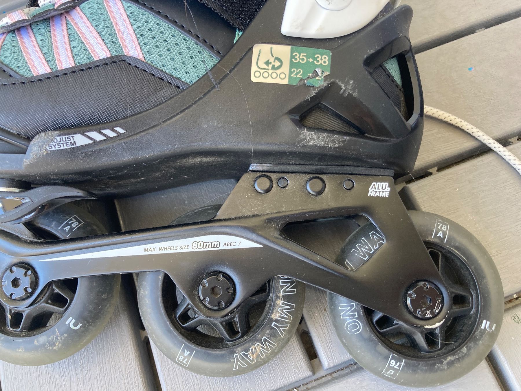 Oxelo Pattini in linea & Pattini a rotelle: Inline Skates Oxelo 35-38 verstellbar – Usato da Hünenberg See venduto da AGB01 2