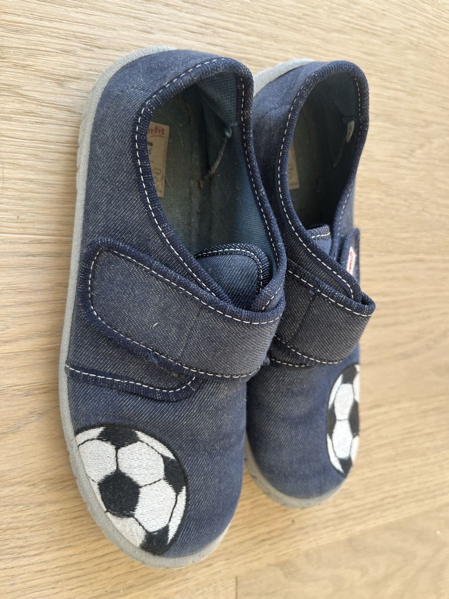 Superfit Scarpe da uomo: Hausschuhe Kind Superfit – Usato da Wetzikon ZH venduto da joc_p8jn 2