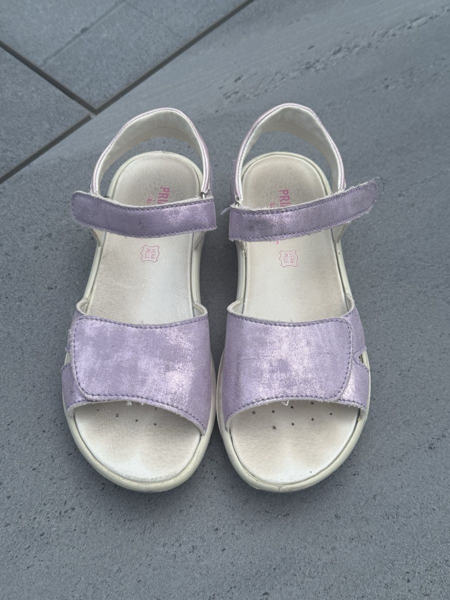 Primigi Scarpe per ragazze: Primigi Mädchen Sandalen, Gr. 35, Lila – Usato da Hindelbank venduto da Bstalder 1