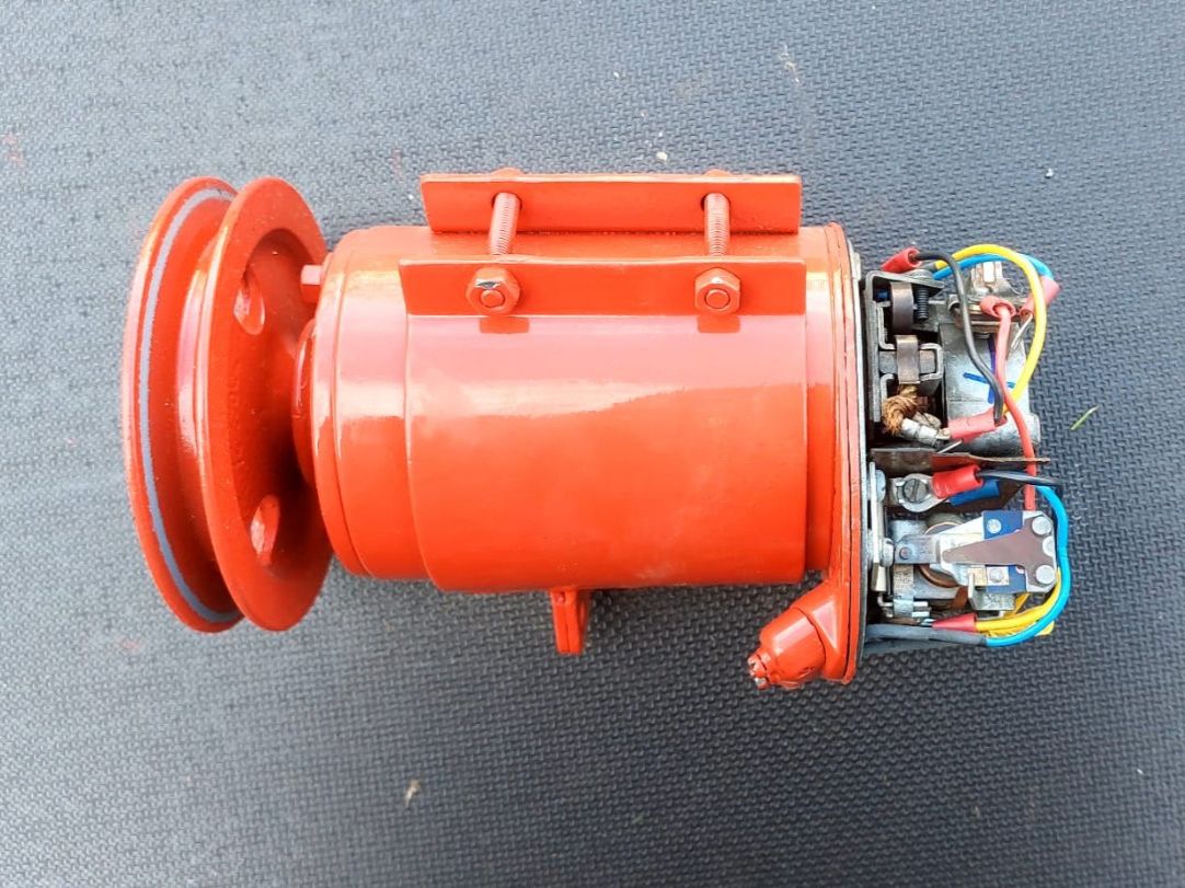 Bucher Trattori: Lichtmaschine Bucher Traktor – Difettoso da Gettnau venduto da sim_7kw9 2