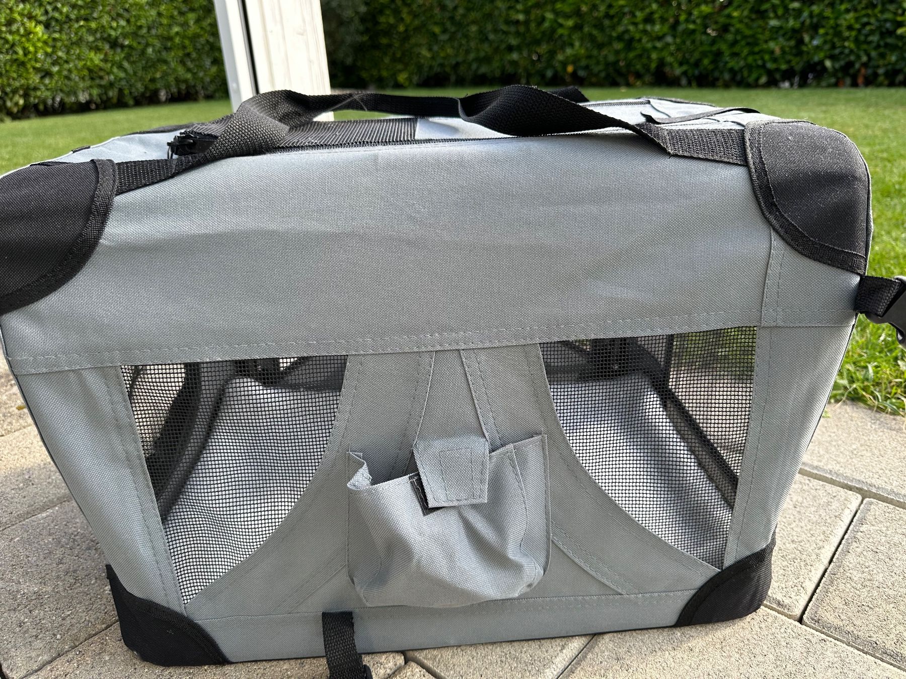 Gabbie, trasporto & Sicurezza: Praktische Transportbox für Hunde oder Katzen, Grau – Usato da Pfäffikon ZH venduto da bingo74 2