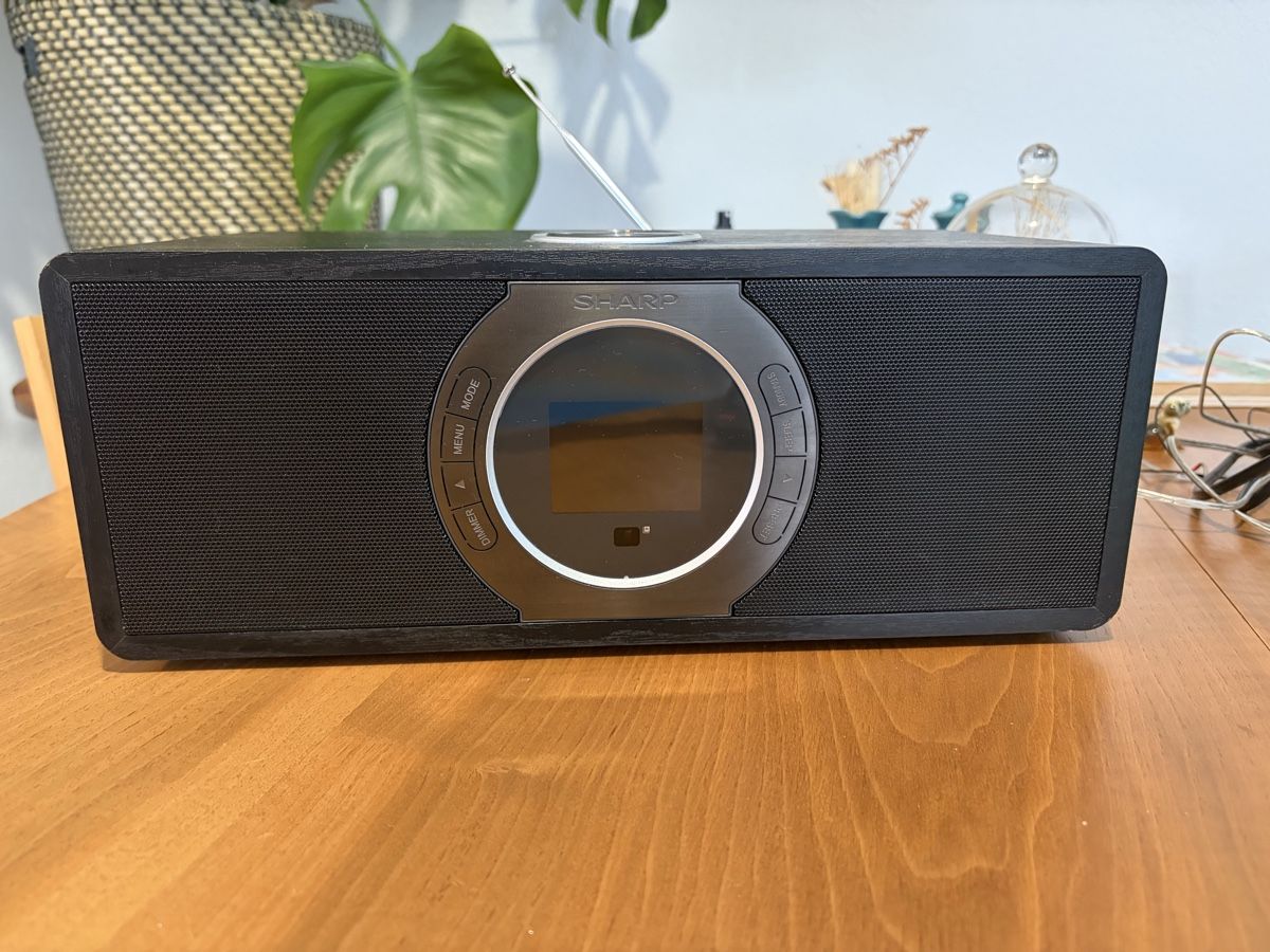 Sharp Radios: DAB+ & Internetradio Sharp DR-I470 Pro – D'occasion à Strengelbach par shihtzuliving_22