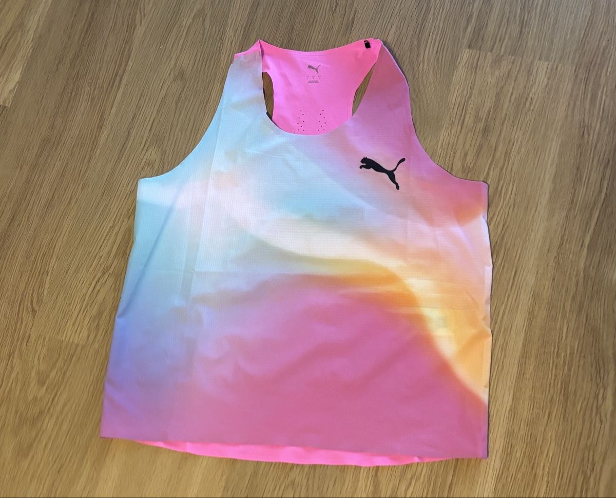 Puma Tops: Puma Lightspeed  Ultralite Singlet Top – Gebraucht aus Baden von Tiffany6878 6