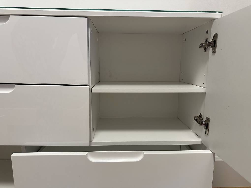Commodes: Sideboard weiß, hochglanz – D'occasion à Stein am Rhein par aju_gr6w 2