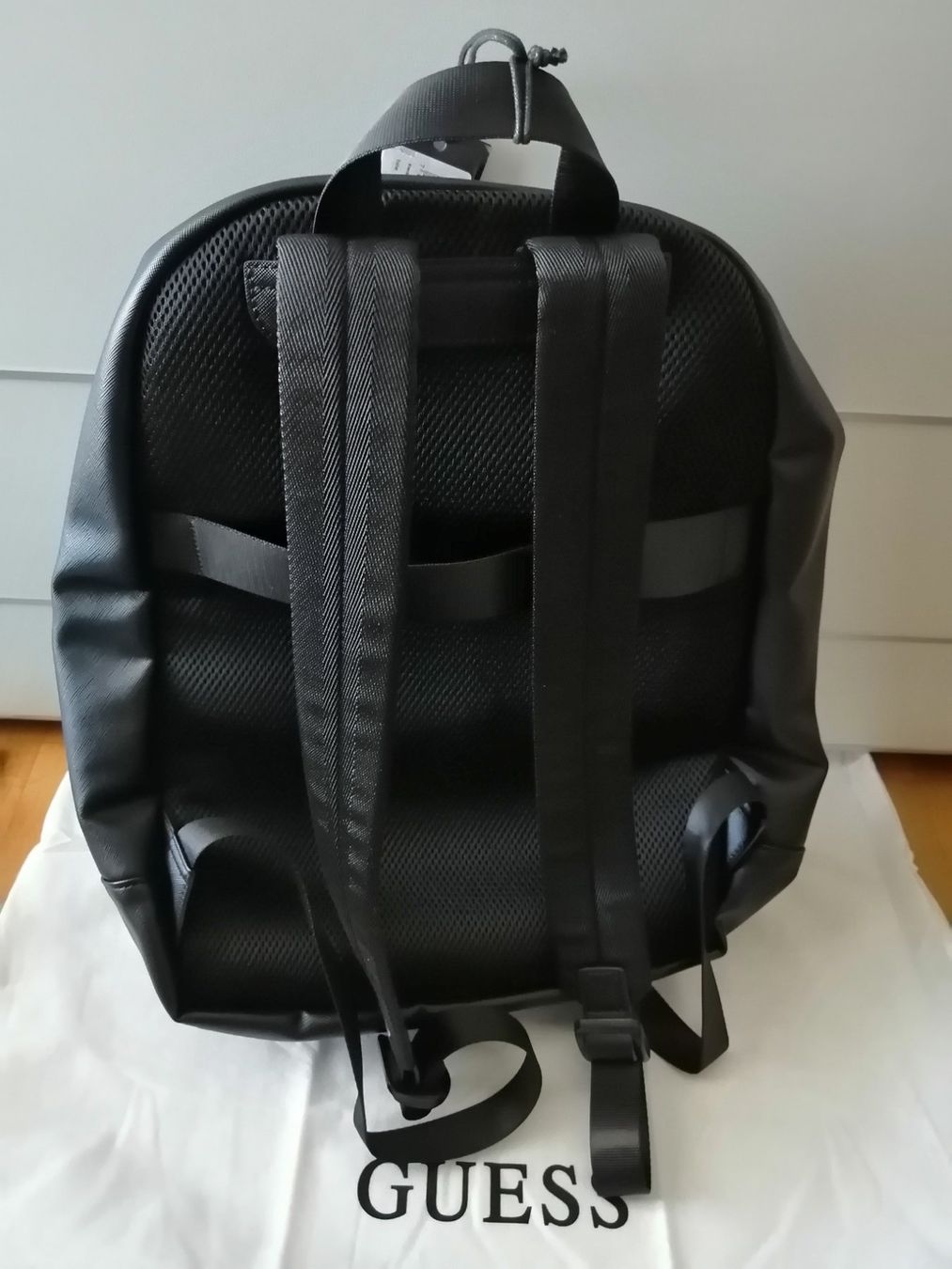 Guess Zaini: GUESS Mark Rucksack Backpack schwarz Black Unisex – Nuovo e nell'imballaggio originale da Uster venduto da zebralino 1