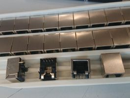 1600 Stk FCC Printbuchse 8-pol. 90° - 3004CB6201