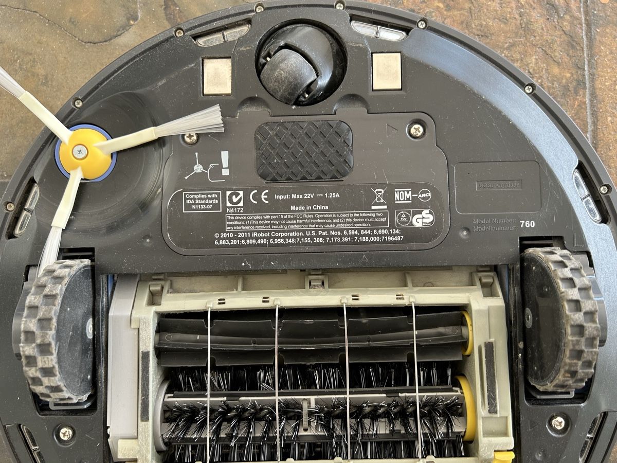 Irobot Aspirapolveri & Accessori: iRobot Roomba 760 – Difettoso da Oberembrach venduto da Chrysipp 2