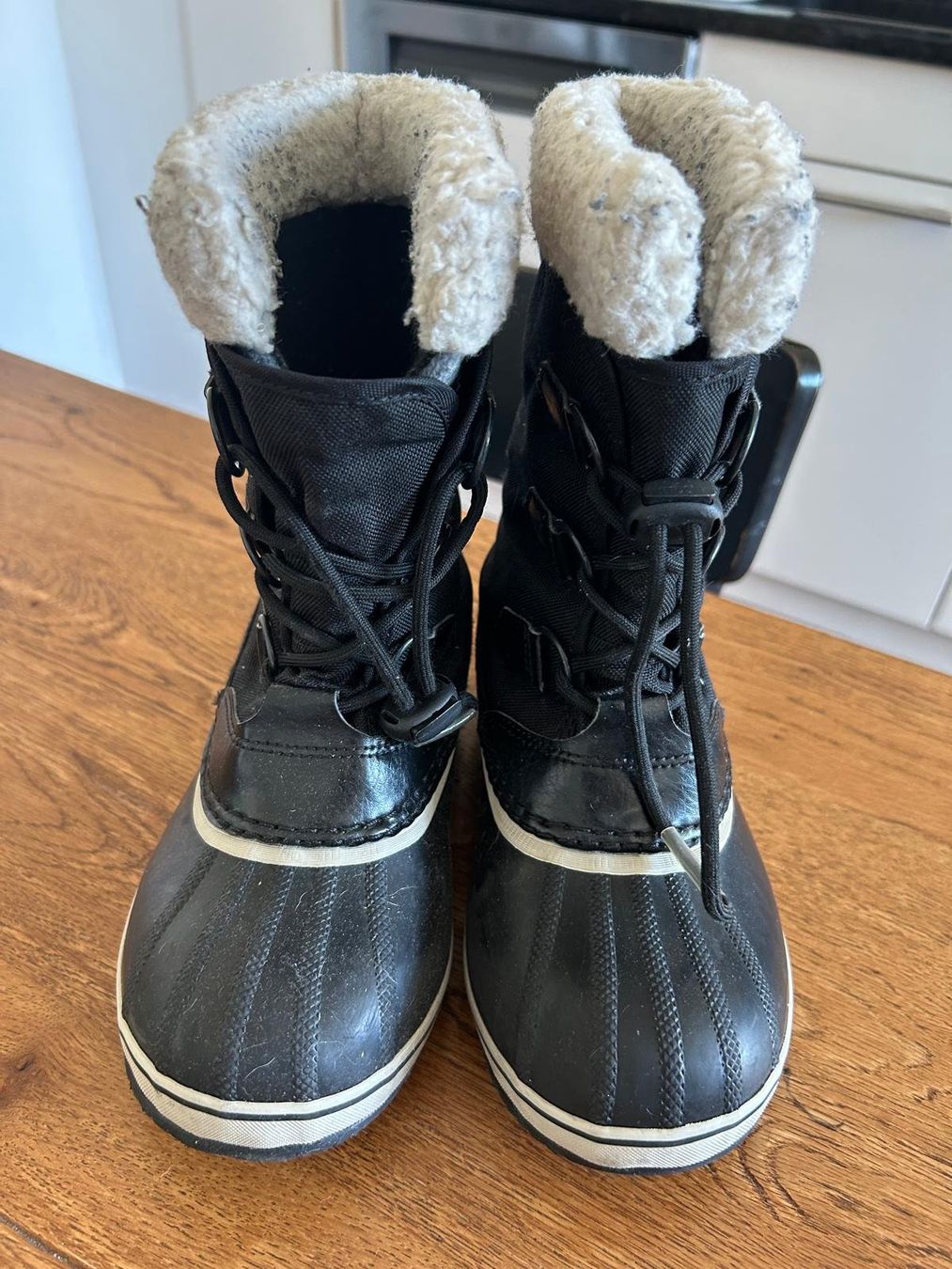 Sorel Schuhe für Jungen: Sorel Winter Boots - EU34 – Gebraucht aus Cham von 9inches 1