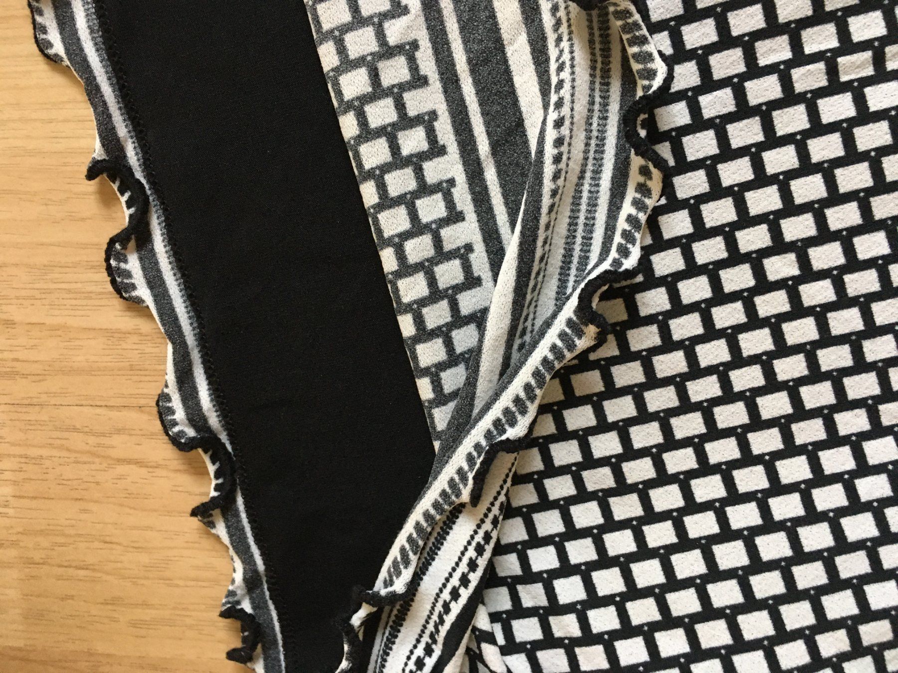 Gonne: Minirock mit Print Street One 36 – Usato da Muotathal venduto da robin40 3