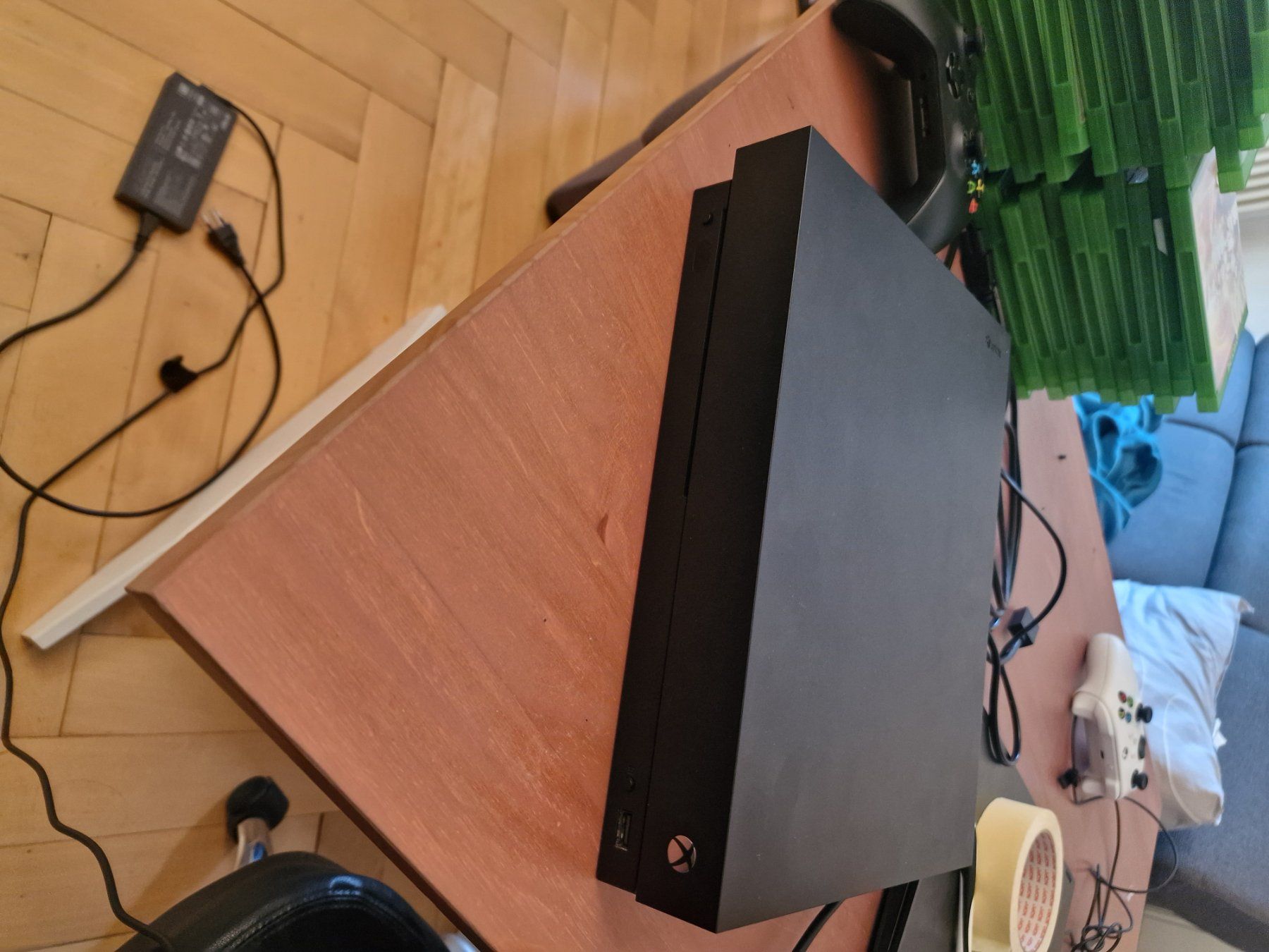Microsoft Console: Xbox one x – Usato da Fribourg venduto da ans_wq57