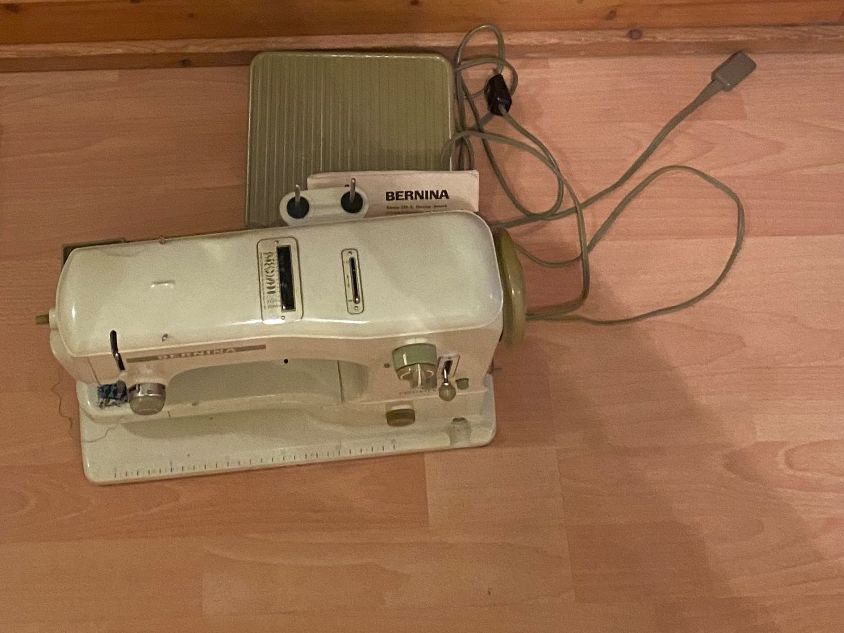 Bernina Nähmaschinen: Bernina Nähmaschine – Defekt aus Binningen von Flohmistuebli 2