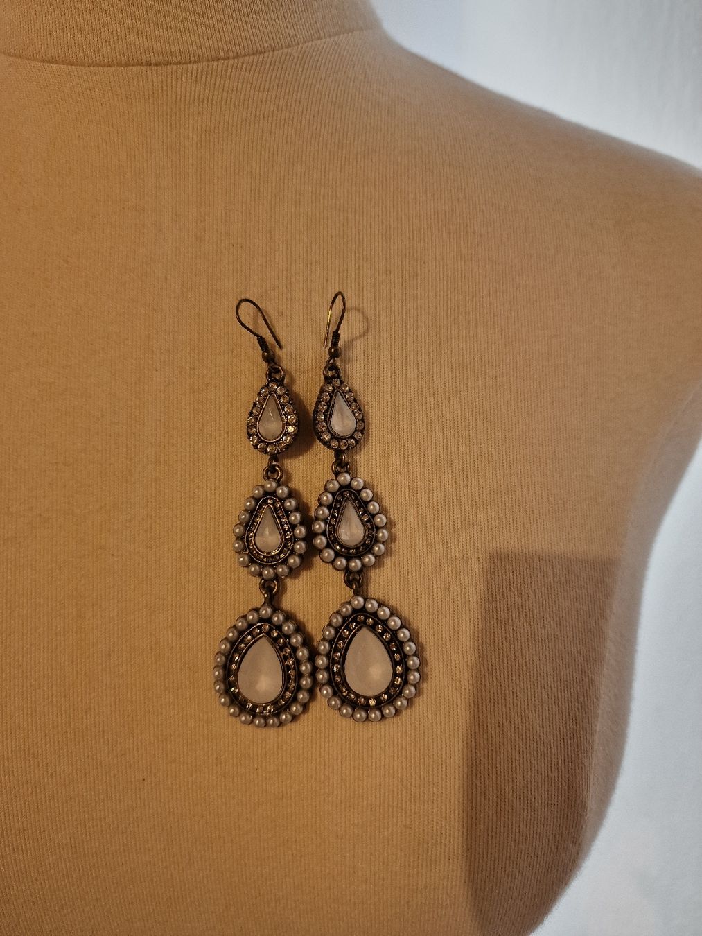 Orecchini pendenti & Orecchini a lobo: Boucles d'oreilles – Usato da Perly venduto da dayna_46 1