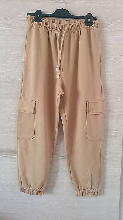 Pantaloni: Bequem Cargohosen Gr. M/40-42 – Usato da Erschwil venduto da andora00