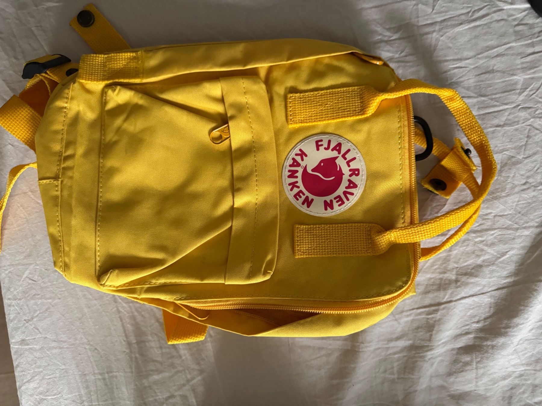 Fjällräven Zaini: Fjallraven Kranken Mini gelb Rucksack – Nuovo (secondo la descrizione) da Au ZH venduto da joy_2b8z