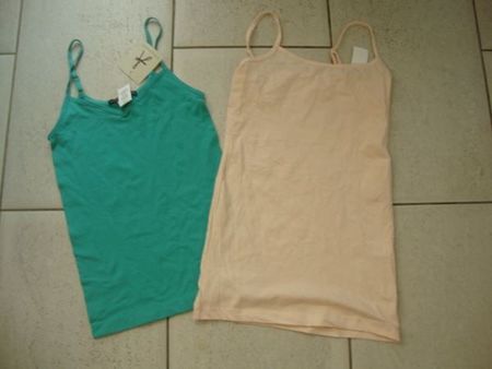 2 TOPS GR.XS **NEU**