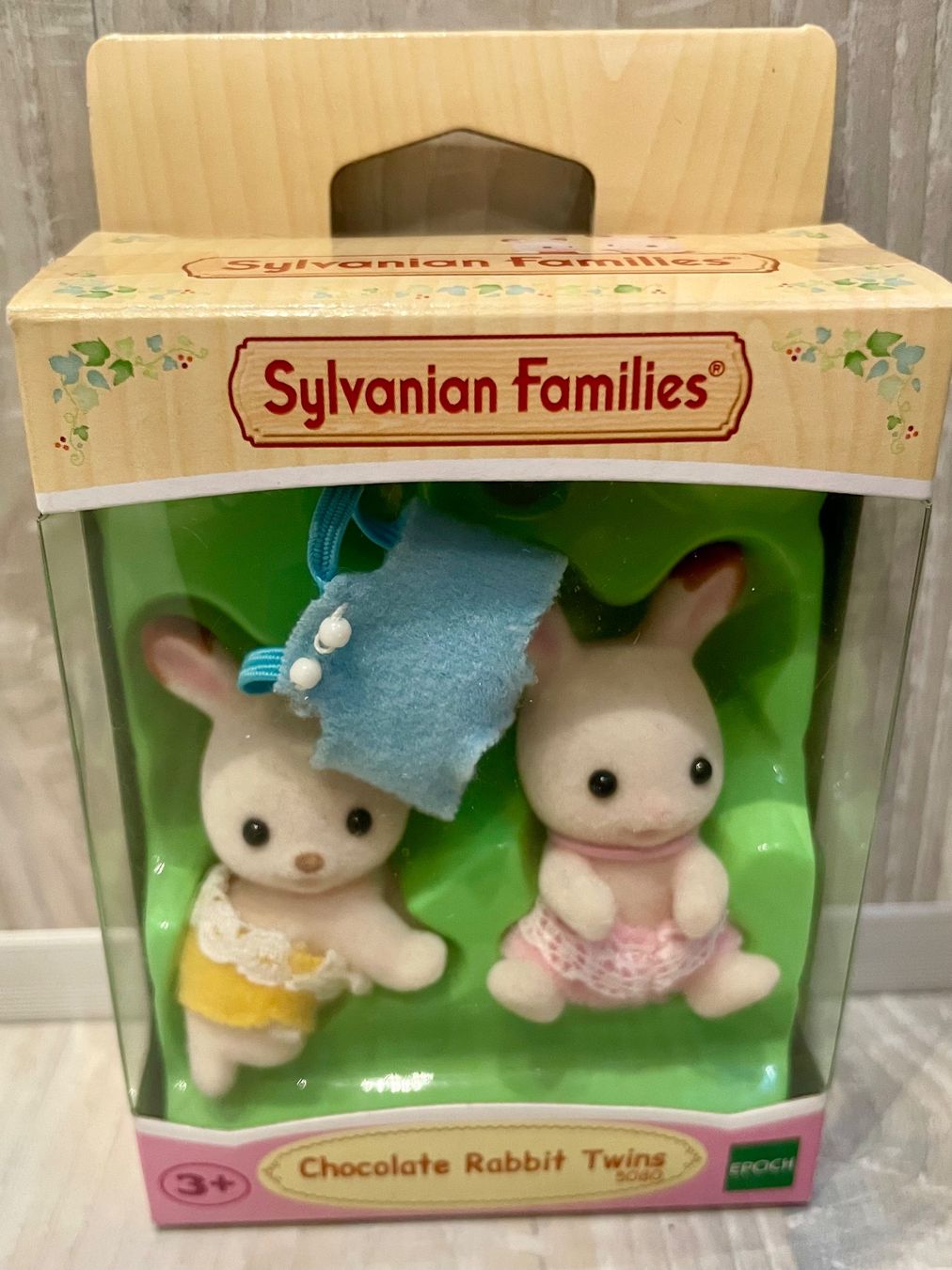 Sylvanian families Spielzeuge: Sylvanian Families Chocolate Rabbit Twins – Gebraucht aus Hellikon von Giojo 1