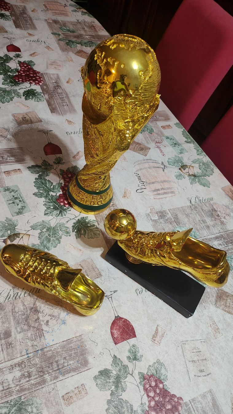 Altre raccolte & rarità: fifa pokal set – Nuovo e nell'imballaggio originale da Schöftland venduto da magicX01 6