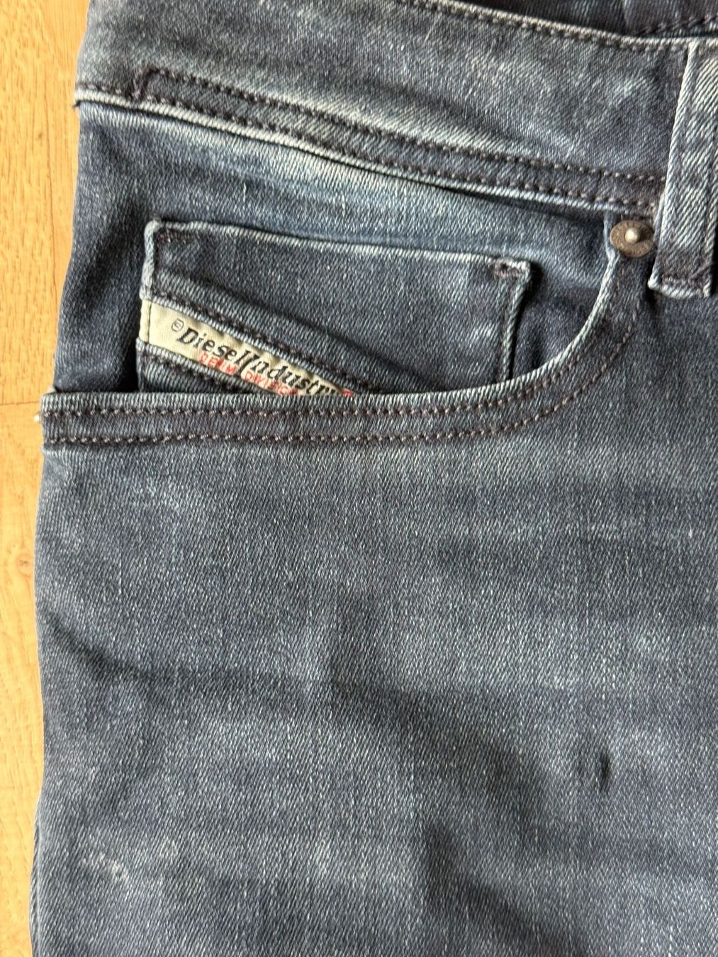 Diesel Jeans: Jeans Diesel Gr. W30 L 32 – Gebraucht aus Dällikon von dahi1 3