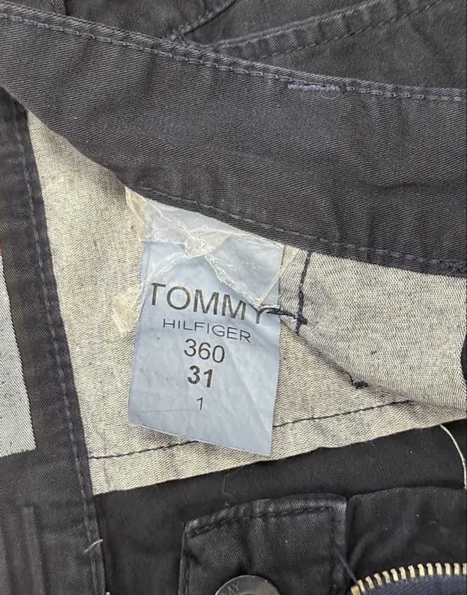 Tommy Hilfiger Pantaloni: Tommy Hilfiger Shorts dunkelblau – Usato da Thalwil venduto da MB-7 3