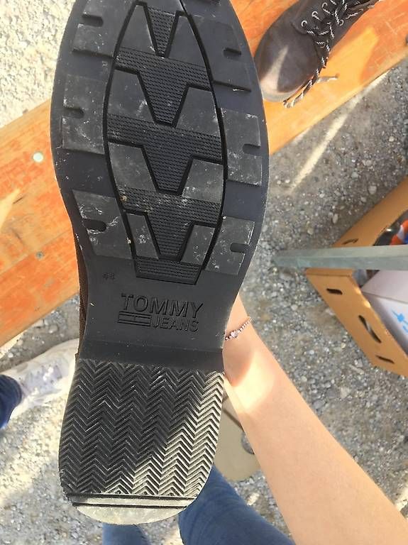 Scarpe da uomo: Tommy Jeans Schuhe – Usato da St. Gallen venduto da Lilie70 1