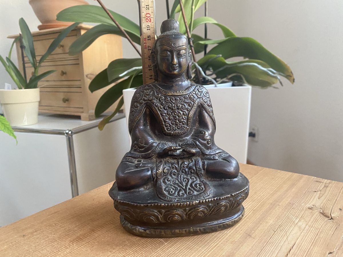 Sculture & Statue: Buddha Figur Bronze Art Deco Antik – Usato da Buochs venduto da H16 7
