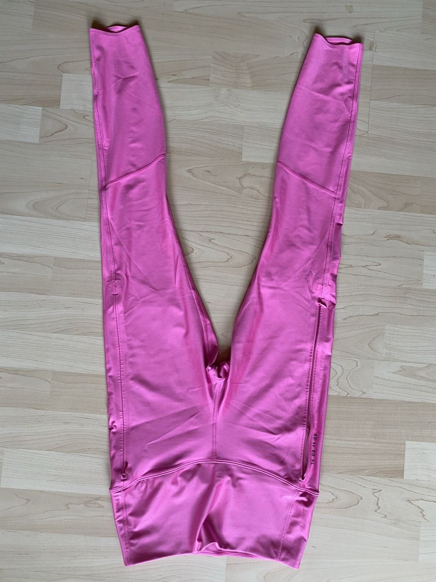 Nike Leggings: Legging nike rose comme neuf taille S  – Nuovo (secondo la descrizione) da Rubigen venduto da cam_drb7 3