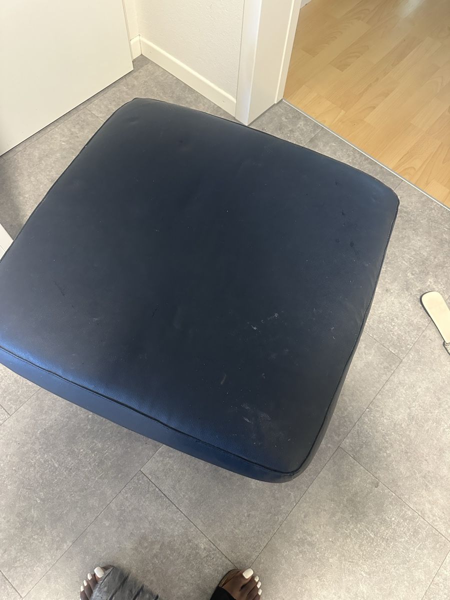 Chaises: Hocker blau – D'occasion à Burgdorf par the_h7dr 2