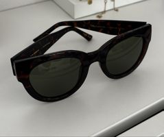Sonnenbrille braun