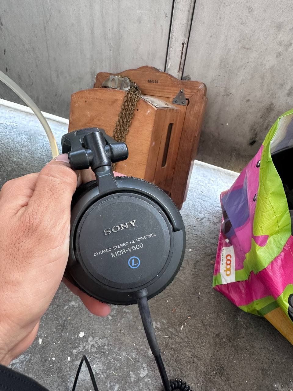 Cuffie: Sony MDR-V500 Kopfhoerer Dynamic Stereo gebraucht – Usato da Basel venduto da ili_j29z 1