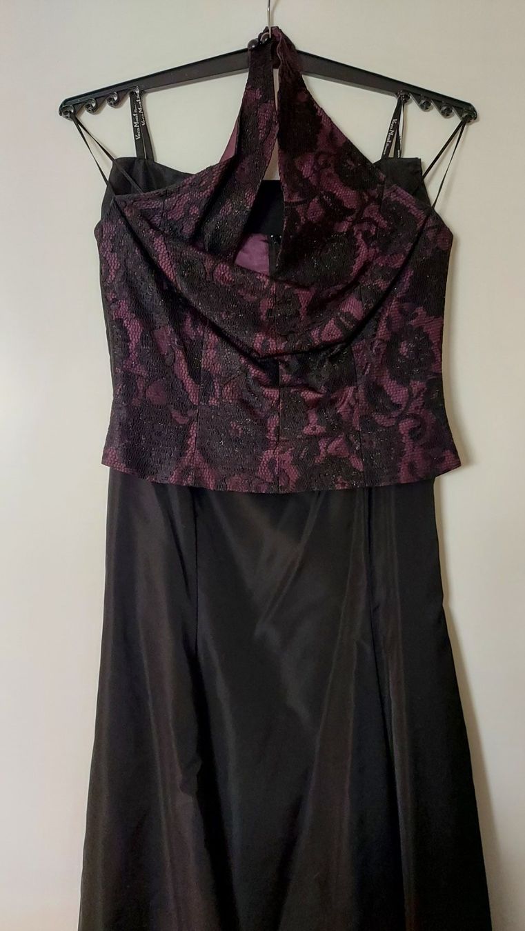 Kleider: Abendkleid 2-teilig – Gebraucht aus Küssnacht am Rigi von Mukare