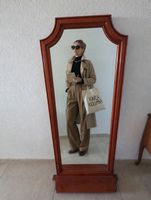 Schöner, brauner Vintage Spiegel zum Aufhängen