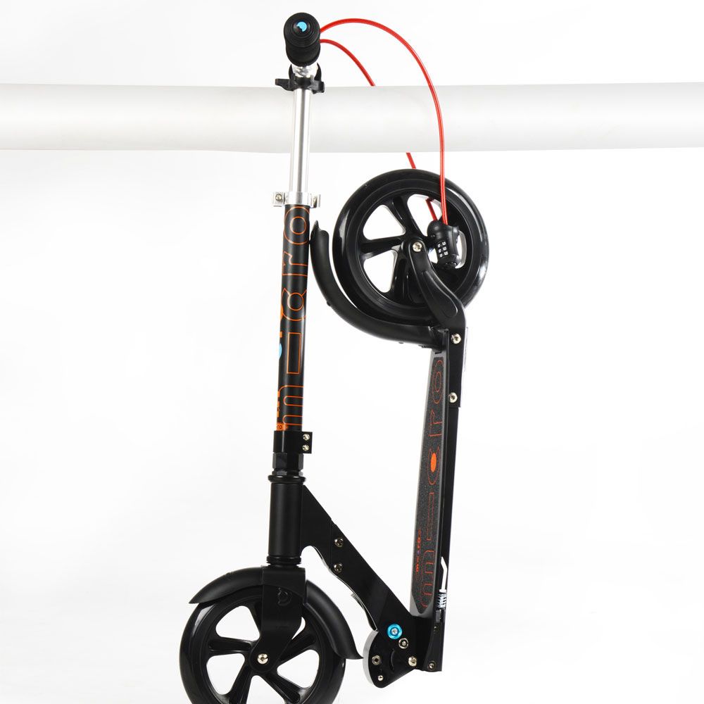 Micro Kickboard: Micro Scooter Interlock - Erwachsene – Nuovo (secondo la descrizione) da Riehen venduto da centra 8