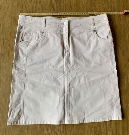 Jupe rose/gris pâle, taille 46