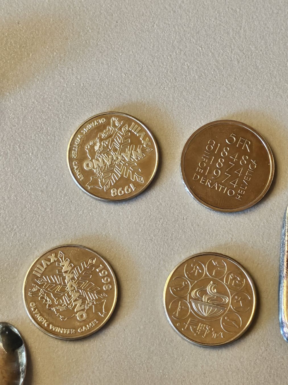Set di posate: Über 180 Gramm Besteck und Münzen, Silber oder versilbert  – Usato da St. Gallen venduto da Cocos_Ricardo 7