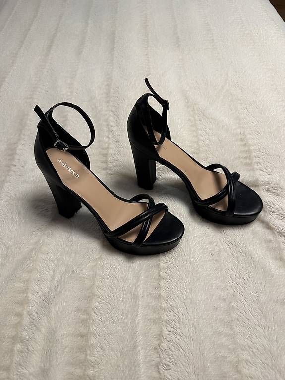 Scarpe da donna: High Heels – Usato da Biel/Bienne venduto da http.tanja