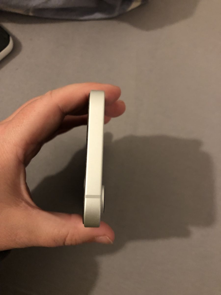 Apple Handys / Smartphones: iphone 17e – Neu (gemäss Beschreibung) aus Mels von joe_lin572 5