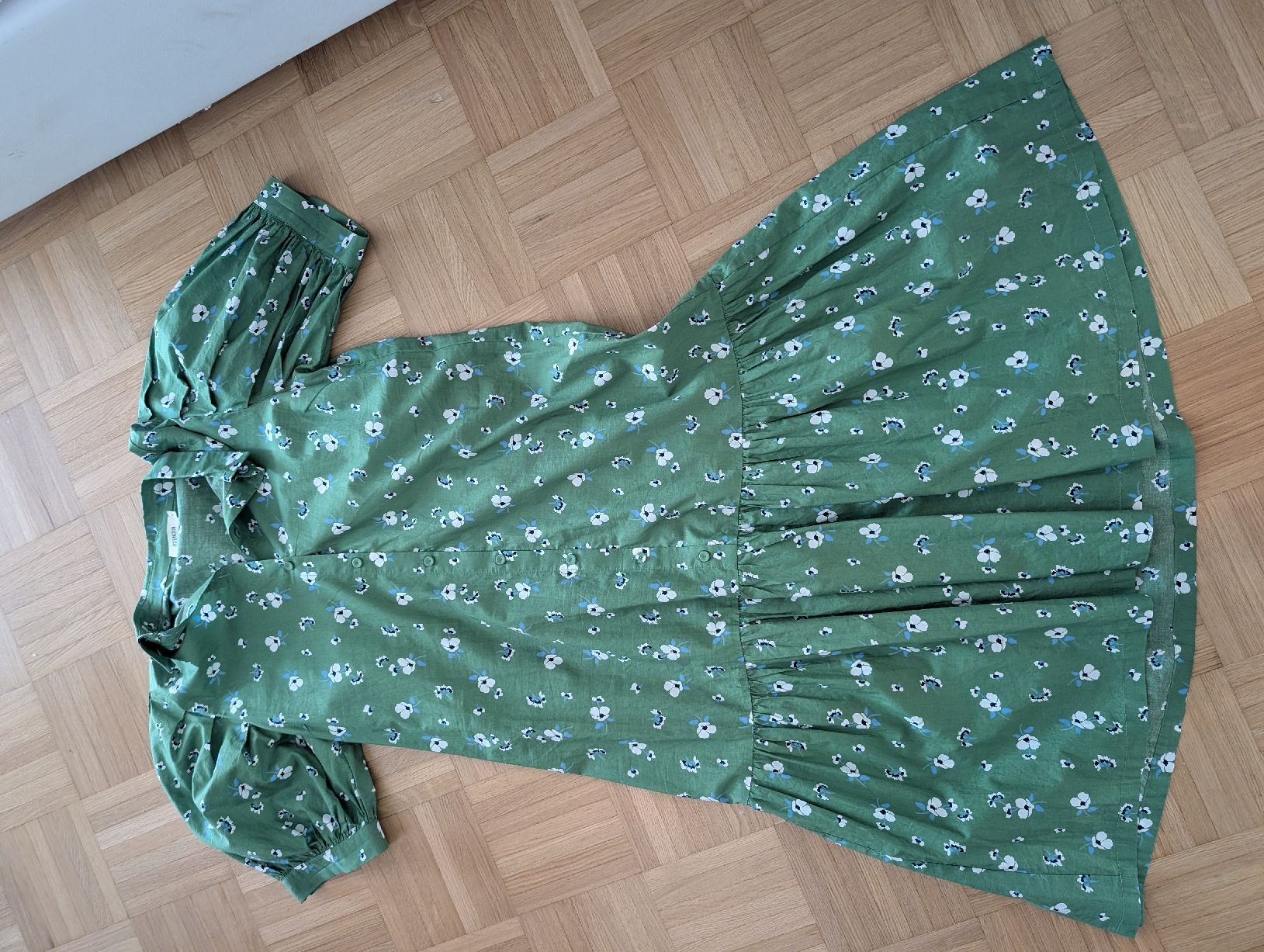 Vestiti: Kleid SYSTEMACTION mit Blumenmuster Grösse M top Zustand – Nuovo (secondo la descrizione) da Basel venduto da ale_db56