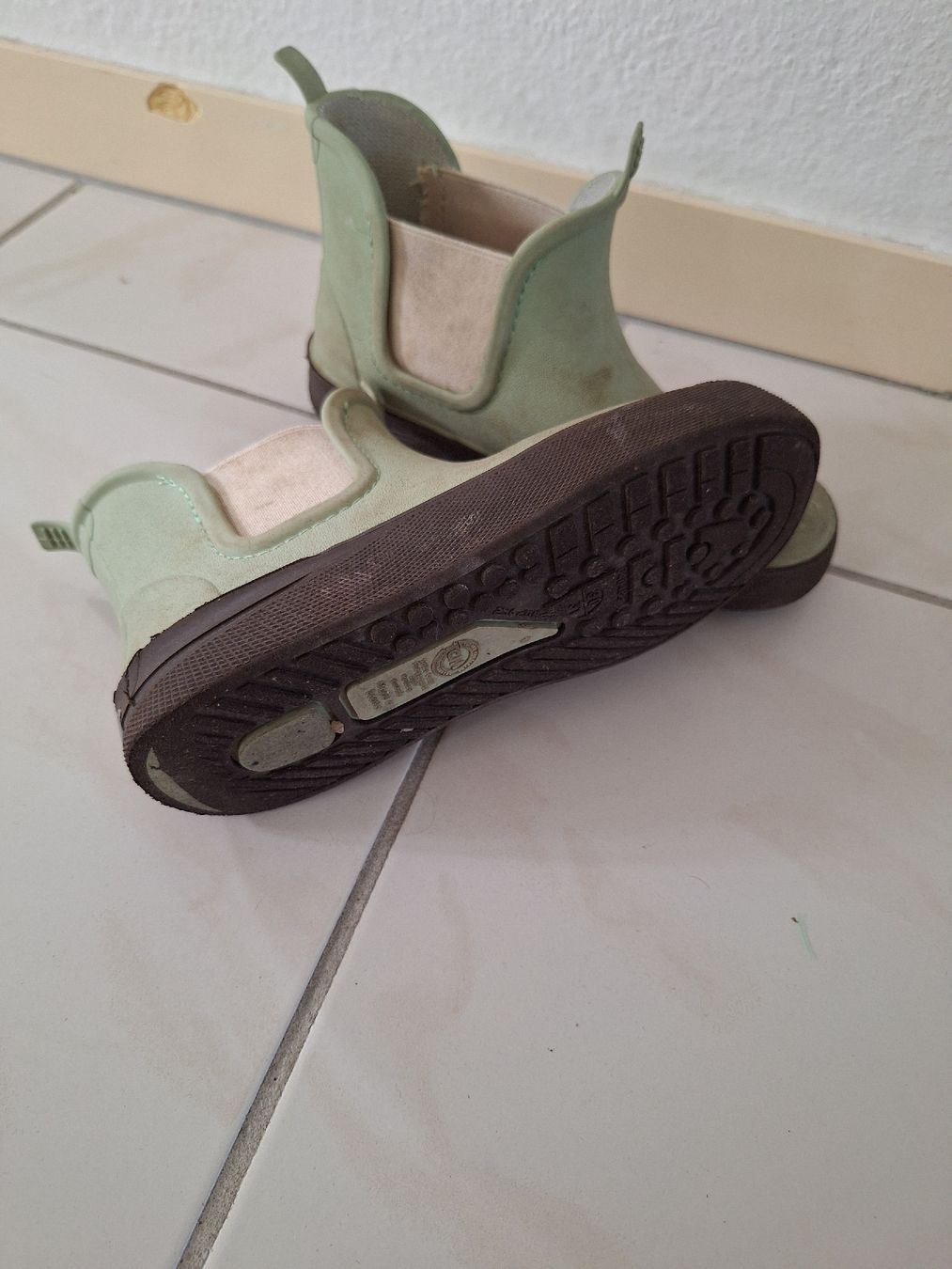 Scarpe per ragazzi: Gummistiefeletten Grösse 30/31 – Usato da Kreuzlingen venduto da nissie88 1