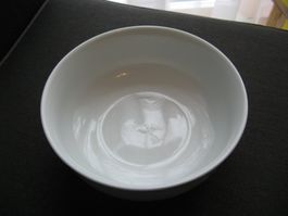 weisse Porzellan Schale 18 x 18 cm Austria Lilien
