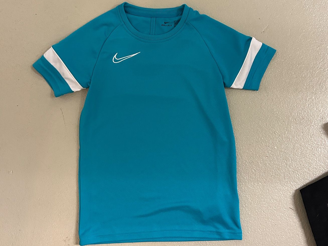Nike T-shirt: Sportshirt – Usato da Binz venduto da Chroti