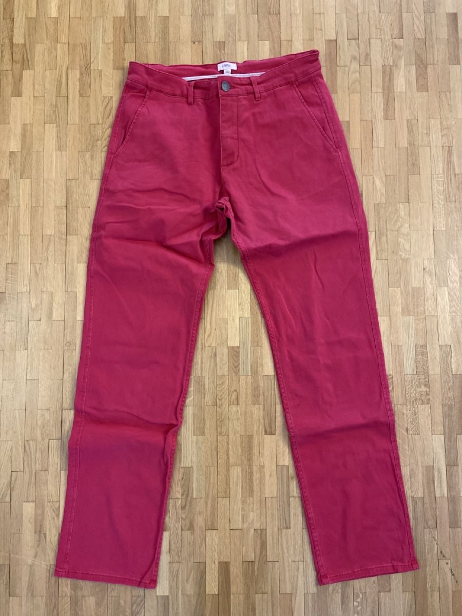 Esprit Hosen: Pantalons rouges ESPRIT taille 31/32 Straight – Neu (gemäss Beschreibung) aus Veyrier von sosozizou