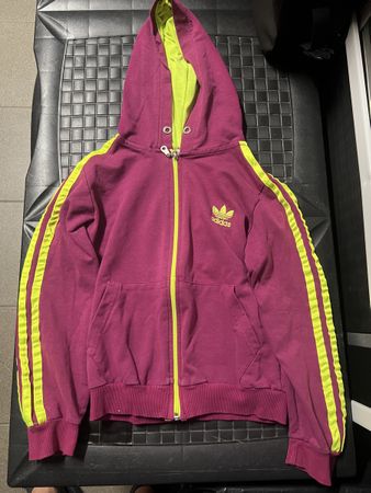 Adidas Kapuzenjacke lila gelb mit Reissverschluss gebraucht