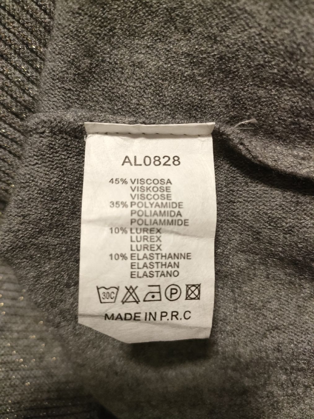 Pullover & Sweatshirts: Pullunder – Gebraucht aus Brugg AG von Mashaba 4